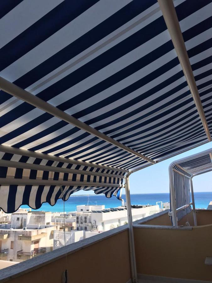 Апартаменты Attico In Riva Al Mare Галлиполи Экстерьер фото